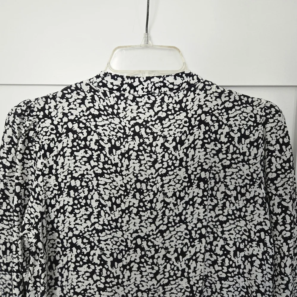 Zara Black and White Flowy Dress Size XS